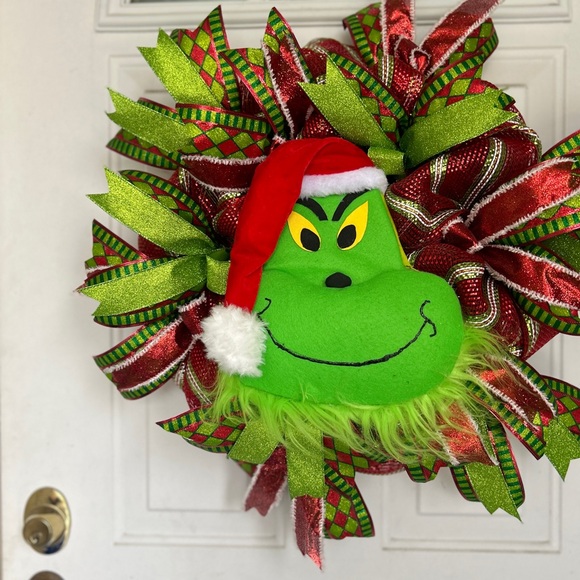 Beautiful handmade Christmas Wreaths - Picture 6 of 9